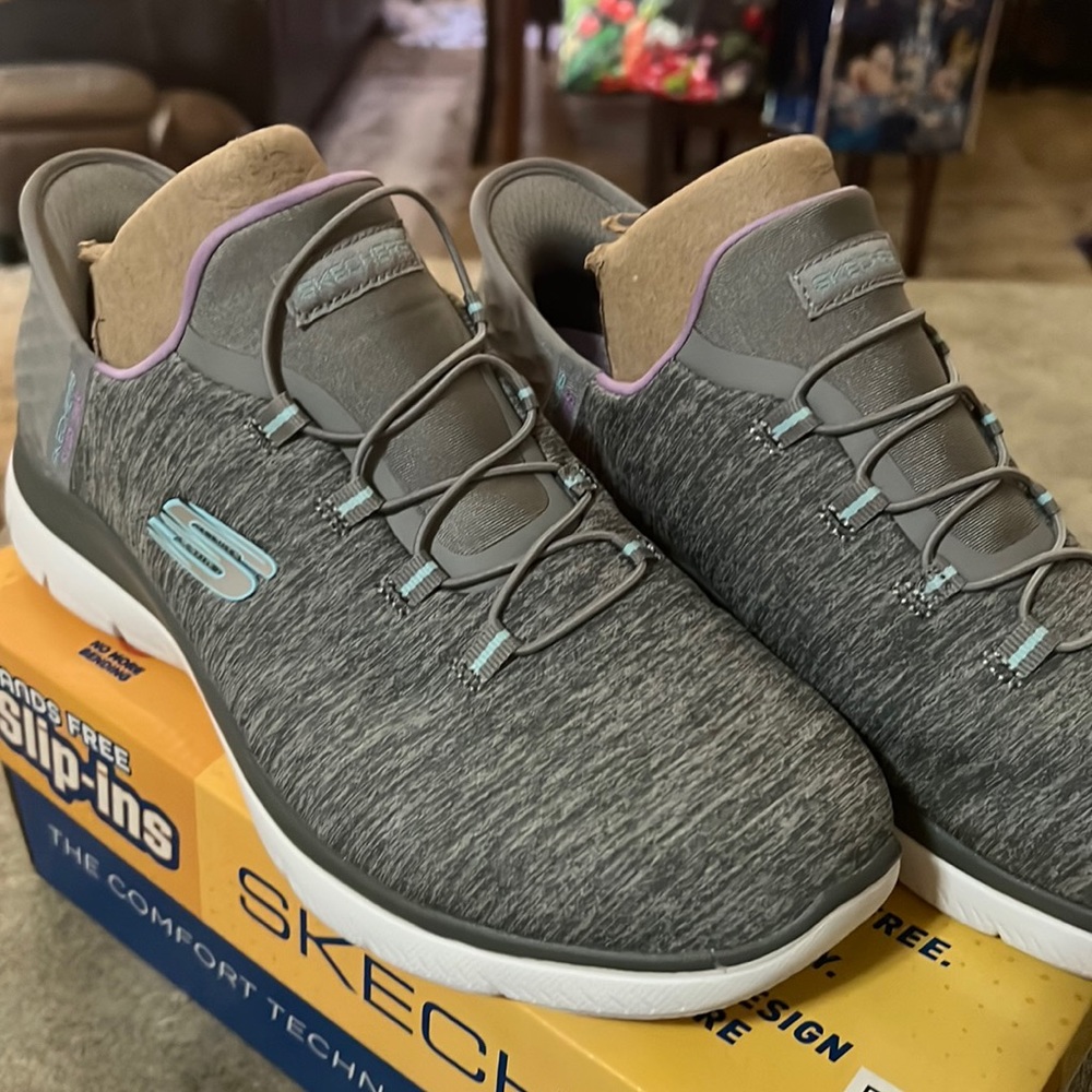 Skechers slip ins sneakers